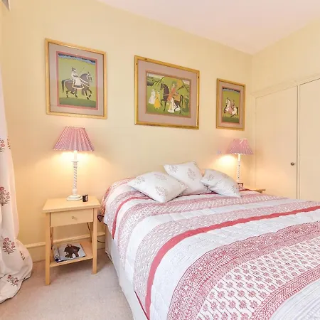 Smart Flat Near Pimlico Tube Apartment London Exterior photo